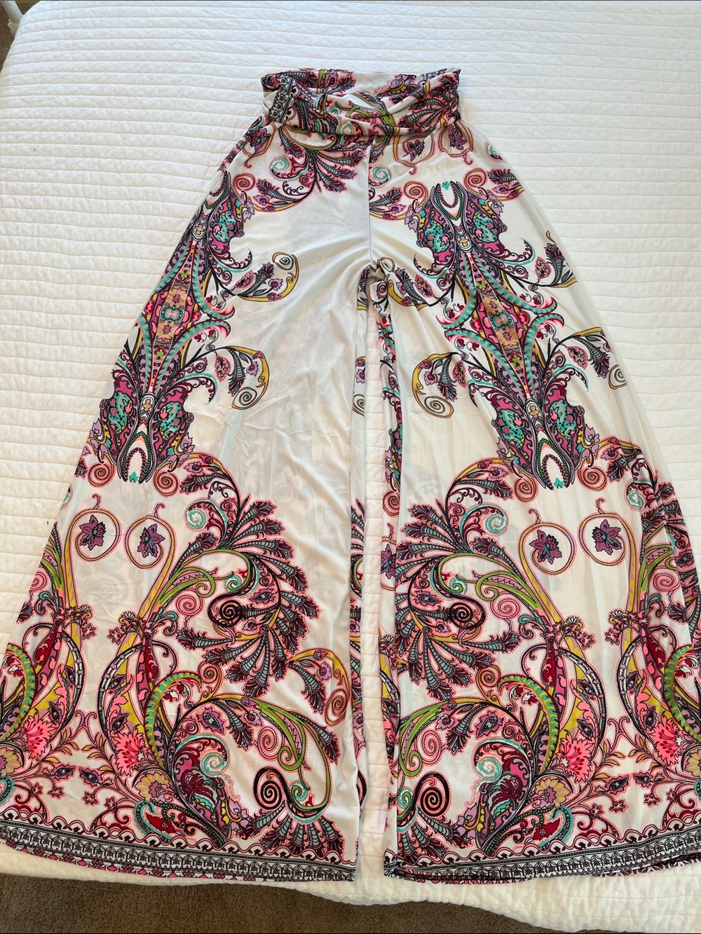 TRUE LIGHT Paisley Palazzo Flare Pants